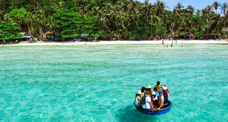 Cham island sightseeing and Snorkerling (1 day tour)